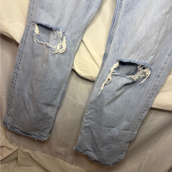Abercrombie & Fitch Baggy Low Rise Jeans - Picture 6 of 7
